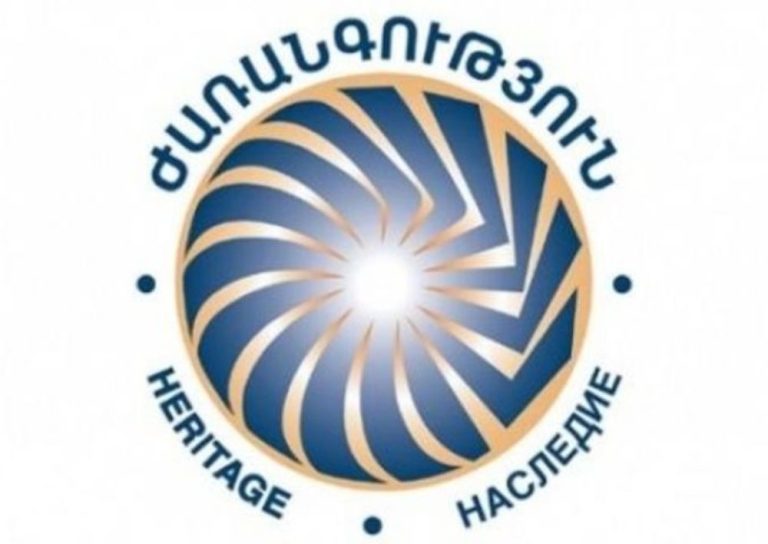 CECbdE1300ECAC90fecA