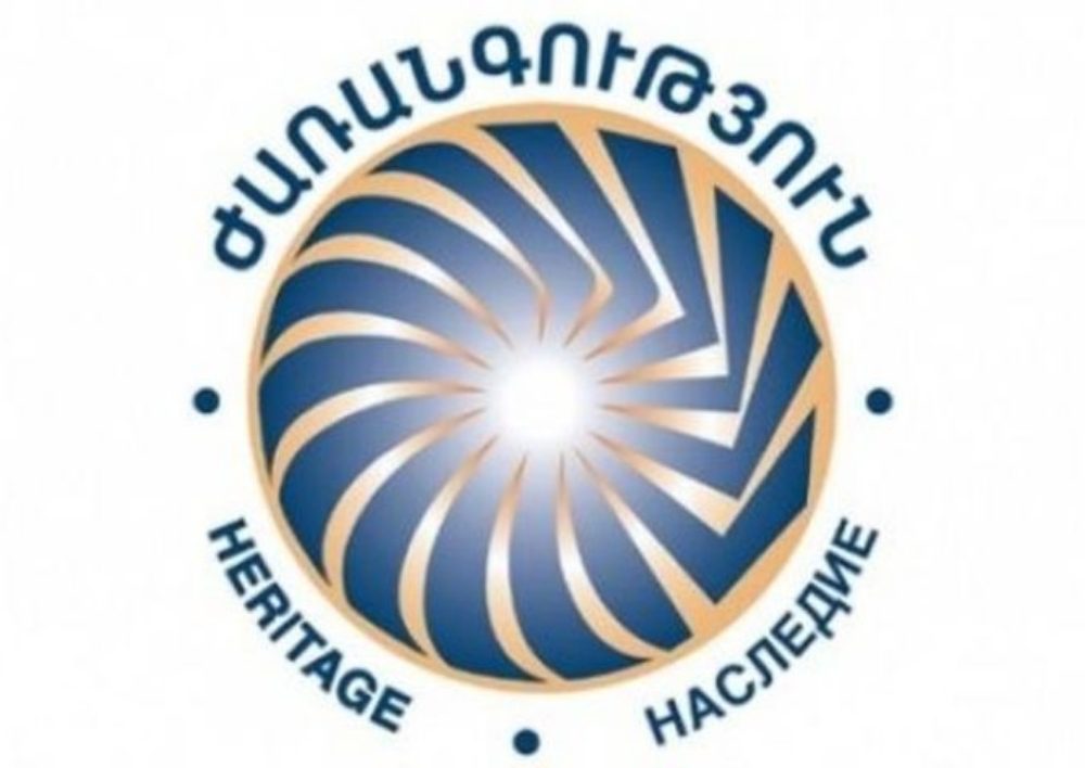 CECbdE1300ECAC90fecA